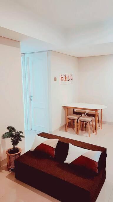 Apartment 京都kyoto 2br - 53 Sqm At Downtown Semarang